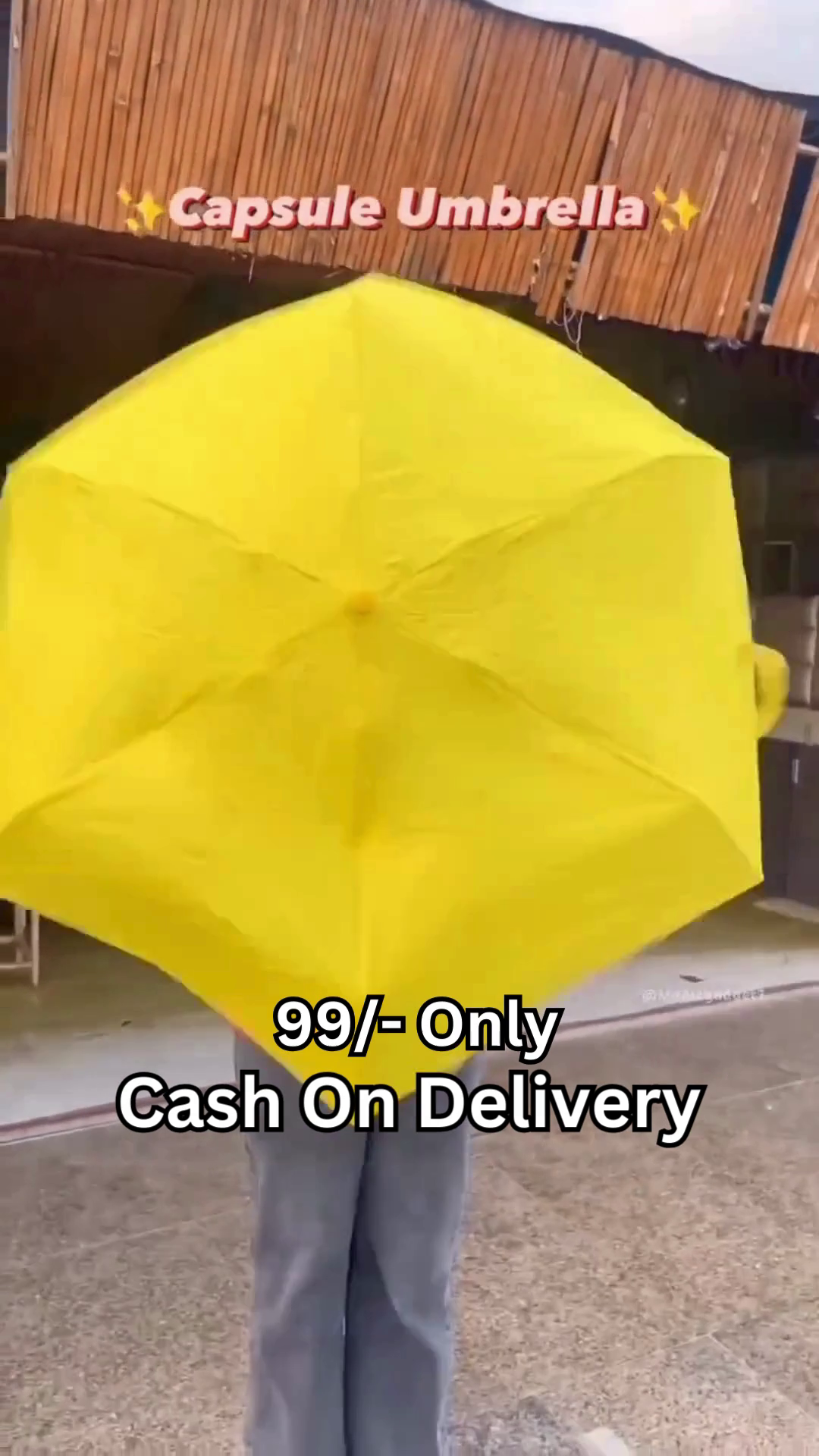 Portable Capsule Raincoat in Bottle Case – Waterproof & Travel-Friendly Rainwear