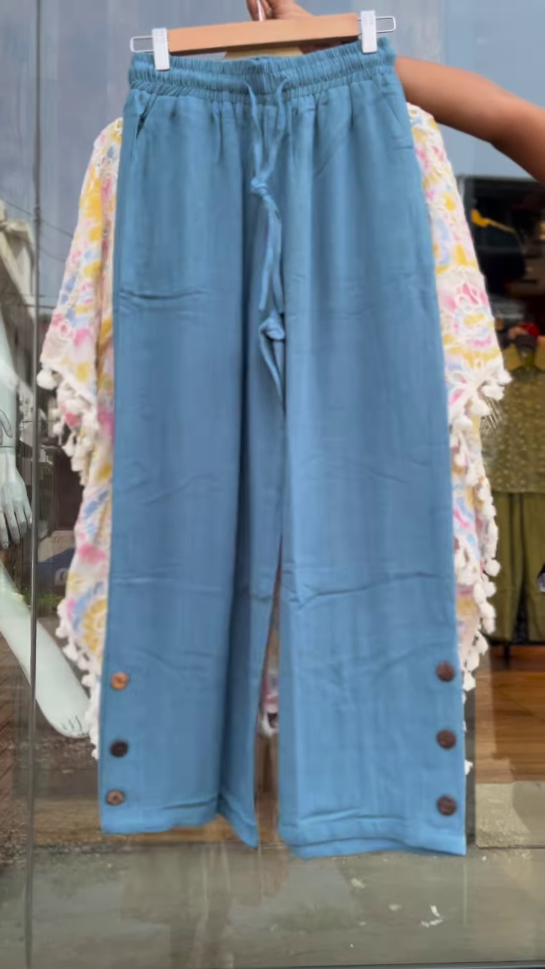 Women’s Pastel Tie-Dye Poncho Top with Lace Embroidery & Tassel Hem – Boho Resort-Ready Fashion