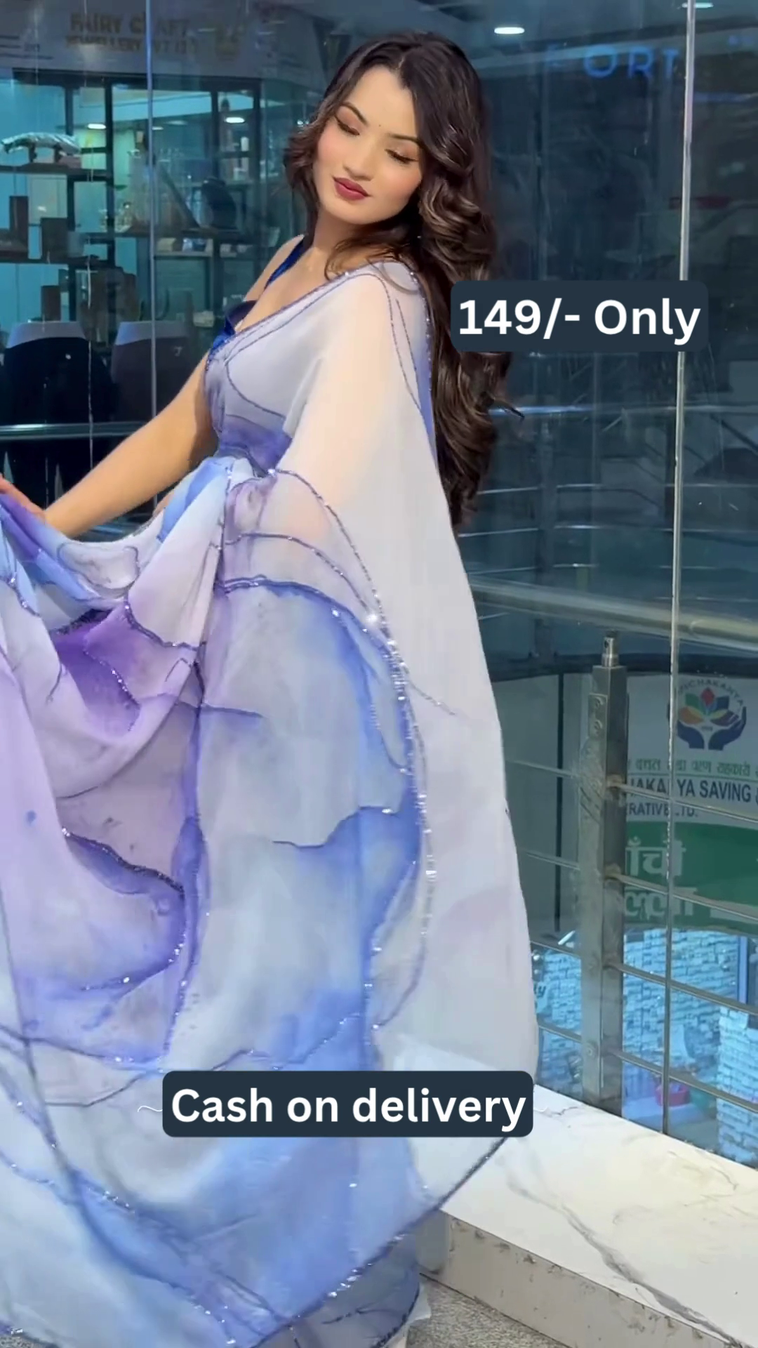 Women’s Abstract Blue-Purple Printed Saree with Solid Blouse – Lightweight Everyday Ethnicwear