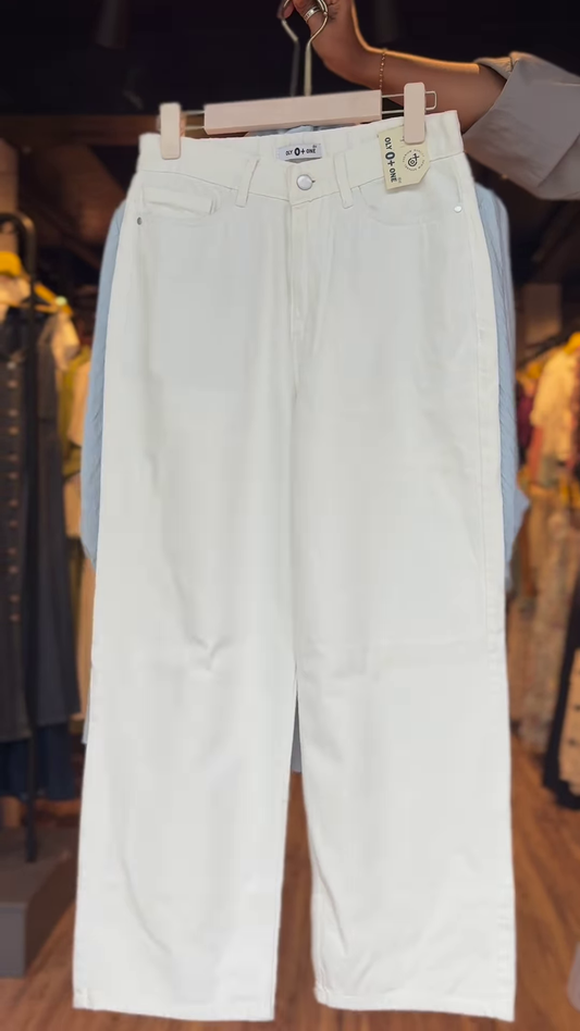 Women’s Pearl-Collar Blue Floral Blouse with White Shorts – Elegant Summer Co-Ord Casualwear