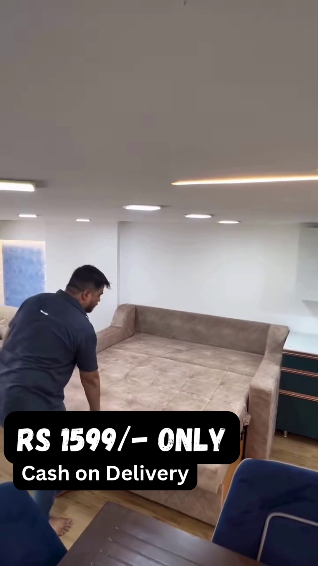 2-in-1 Convertible Sofa Bed 🛋️➡️🛏️ – Comfort Meets Functionality