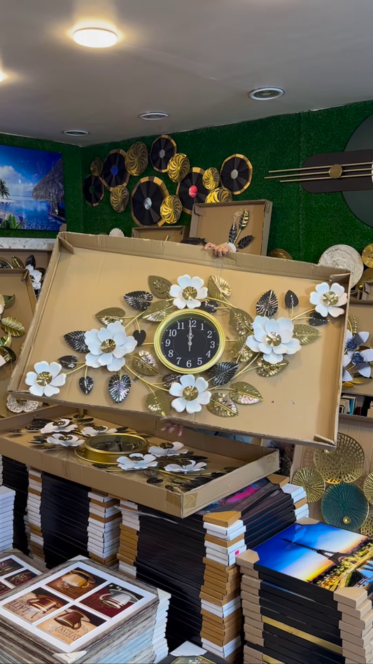 ππΈ Timeless Art: Elevate Your Home with Statement Clocks & Kinetic Design! β¨