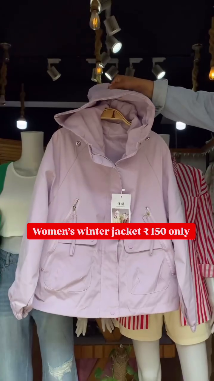 Women’s Black Winter Jacket 🖤 Hooded Zip-Up with Pockets – Cozy & Minimal