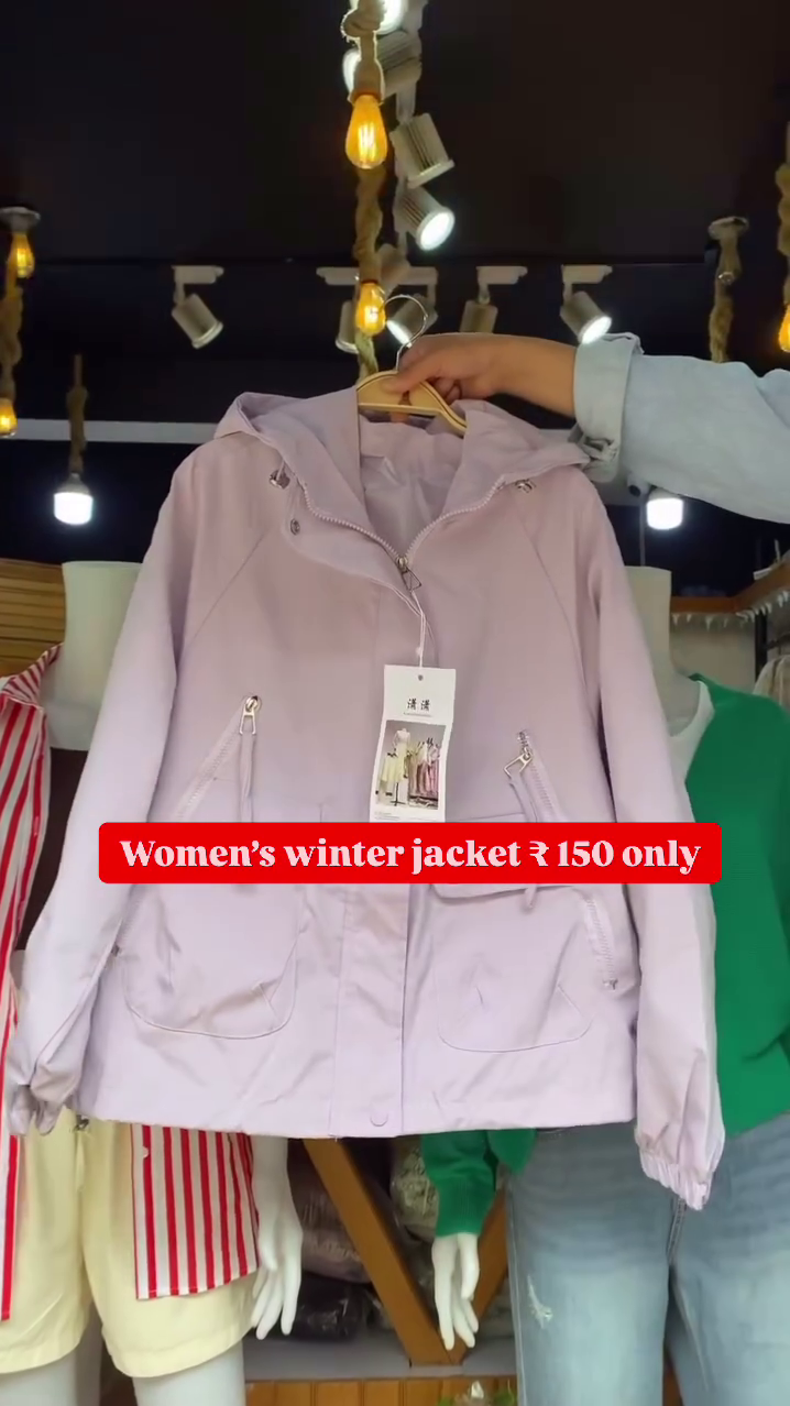 Women’s Black Winter Jacket 🖤 Hooded Zip-Up with Pockets – Cozy & Minimal