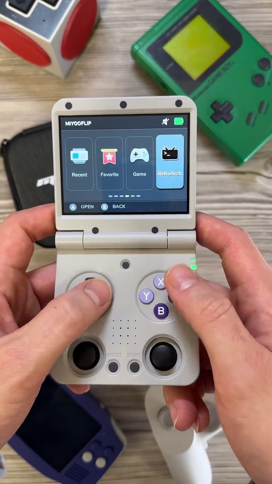 Foldable Retro Handheld Gaming Console โ Portable Emulator Device with Classic Game Support