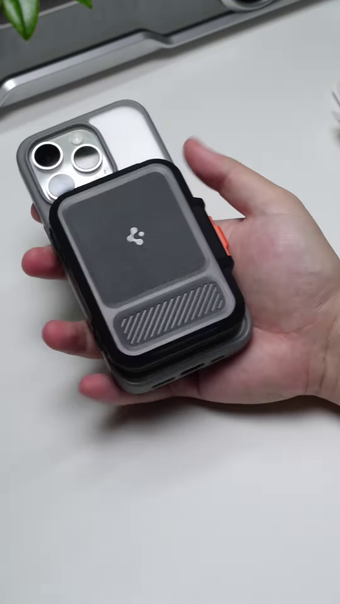 Rugged Slim RFID-Proof Card Holder Wallet – Tactical Style with Cash Strap