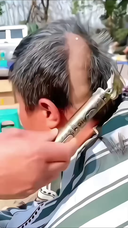 β¨ PrecisionPro Gold Detail Trimmer β Style in Every Stroke