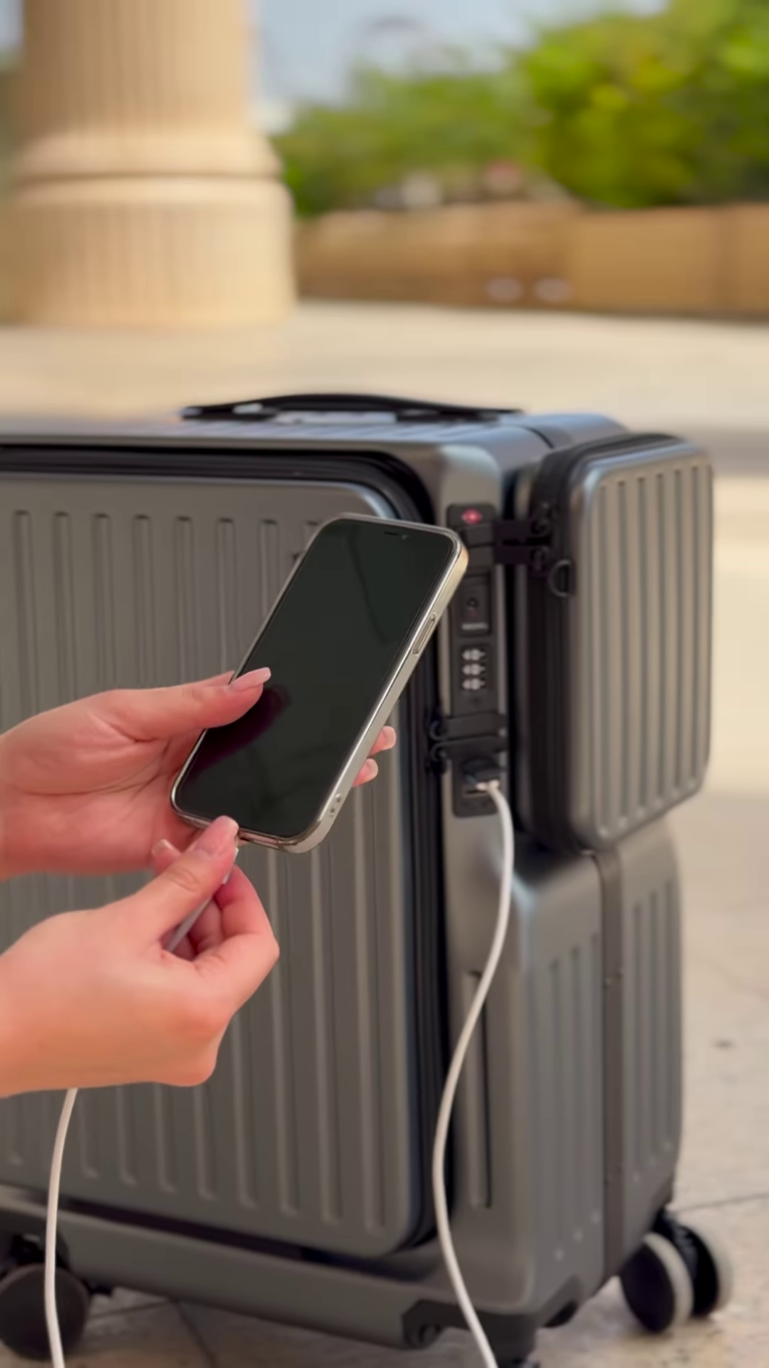 Expandable Carry-On Suitcase with Detachable Compartment and Spinner Wheels