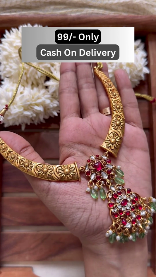 Floral Kundan Necklace Set with Red-Green Beads β Ethnic Imitation Jewelry for Festivals & Weddings