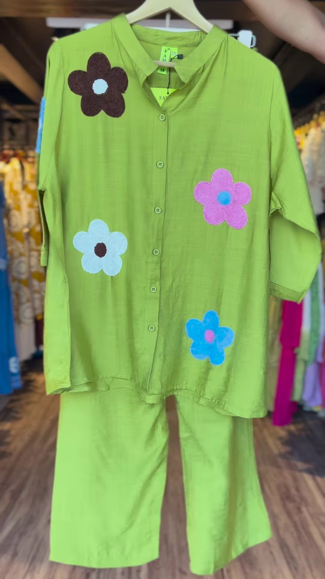 Vibrant Green Co-ord Set with Playful Floral Appliques – Chic Women’s Casual Wear