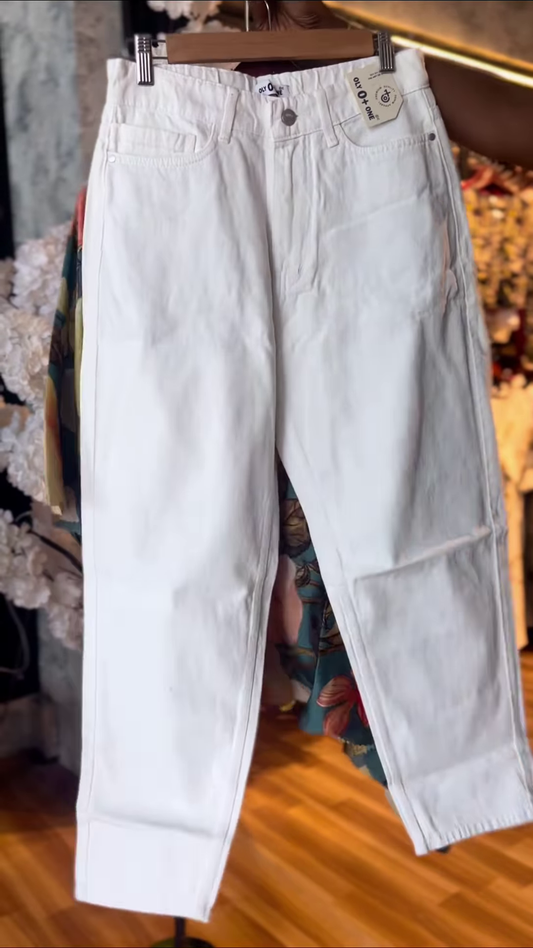 Women’s Teal Floral Tie-Neck Blouse with White Pants – Vibrant Boutique-Style Casualwear