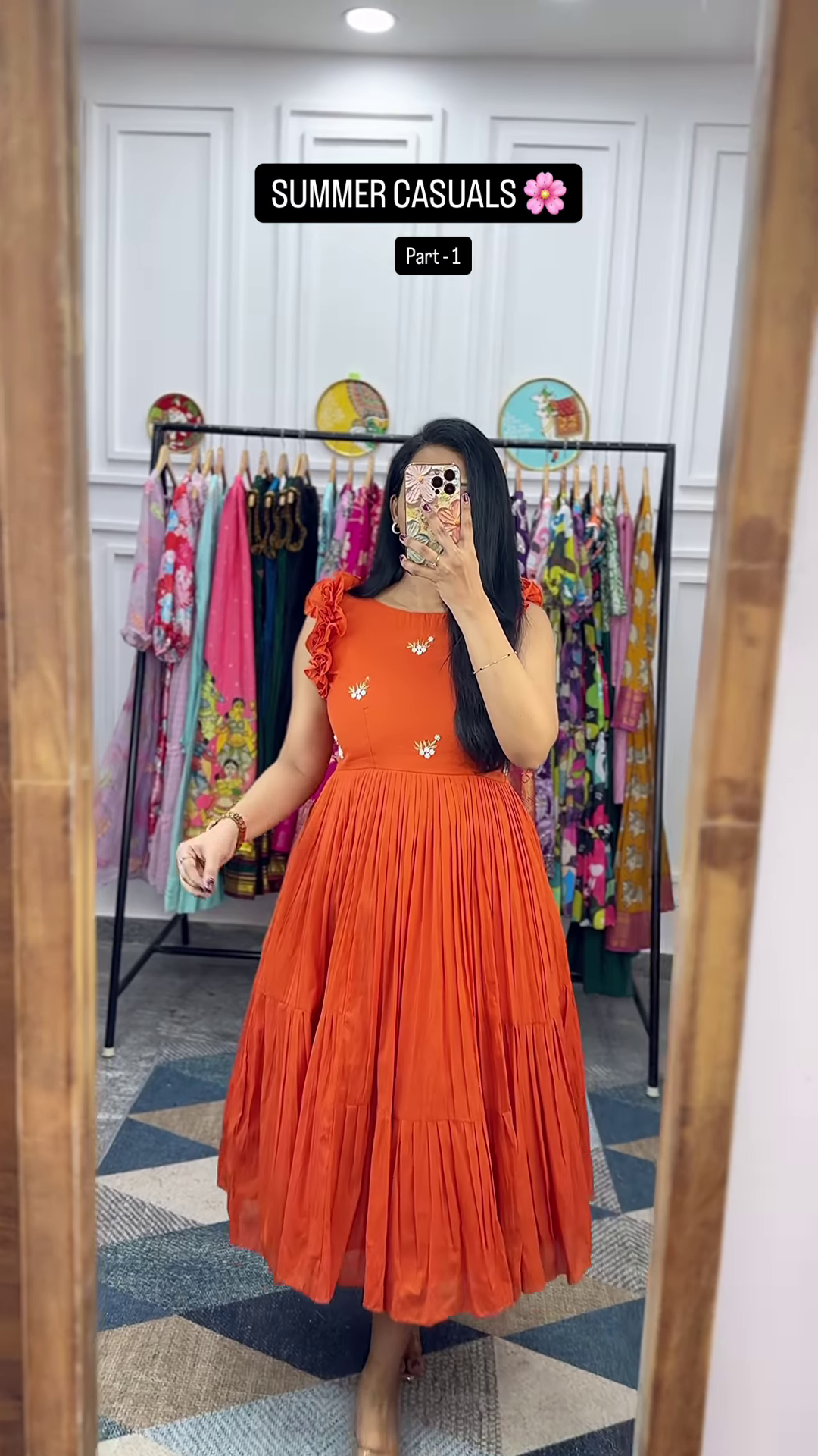 Women’s Light Green Tiered Ruffle Dress – Summer Casualwear with Mirror Portrait Styling