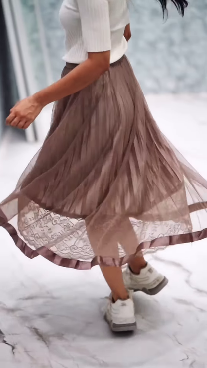 Women’s Pink Ribbed Half-Sleeve Top with Black Pleated Mini Skirt – Chic Contrast Casualwear Ensemble