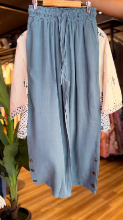 Women’s White Floral Embroidered Kurti with Blue Straight Pants – Boutique-Friendly Ethnic Summerwear Set