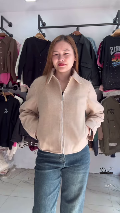 Minimalist Zip-Up Jacket – Cozy, Clean, and Effortlessly Chic ✨🧥