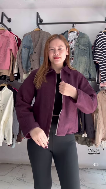 Minimalist Zip-Up Jacket – Cozy, Clean, and Effortlessly Chic ✨🧥