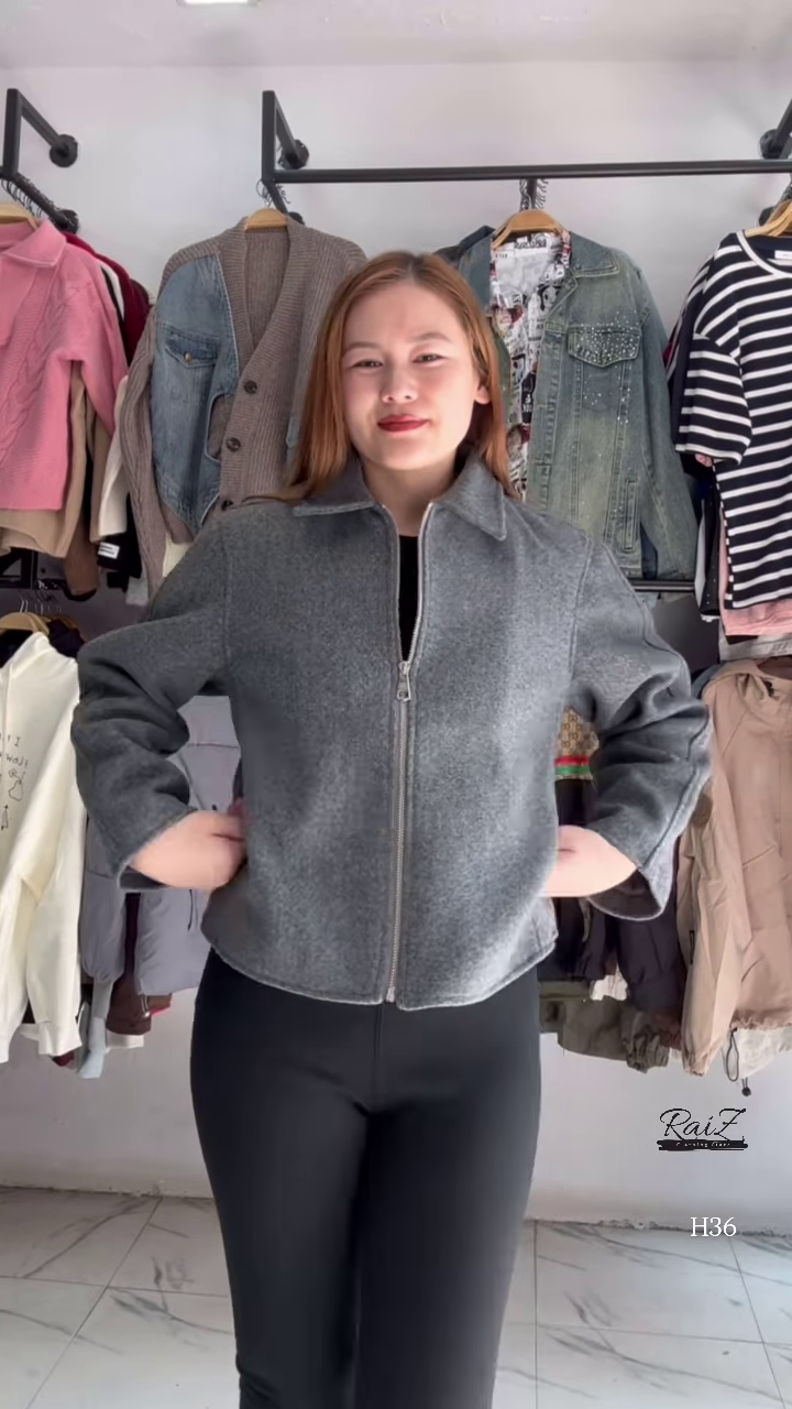 Minimalist Zip-Up Jacket – Cozy, Clean, and Effortlessly Chic ✨🧥