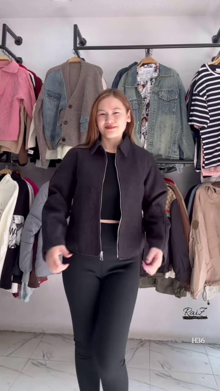 Minimalist Zip-Up Jacket – Cozy, Clean, and Effortlessly Chic ✨🧥