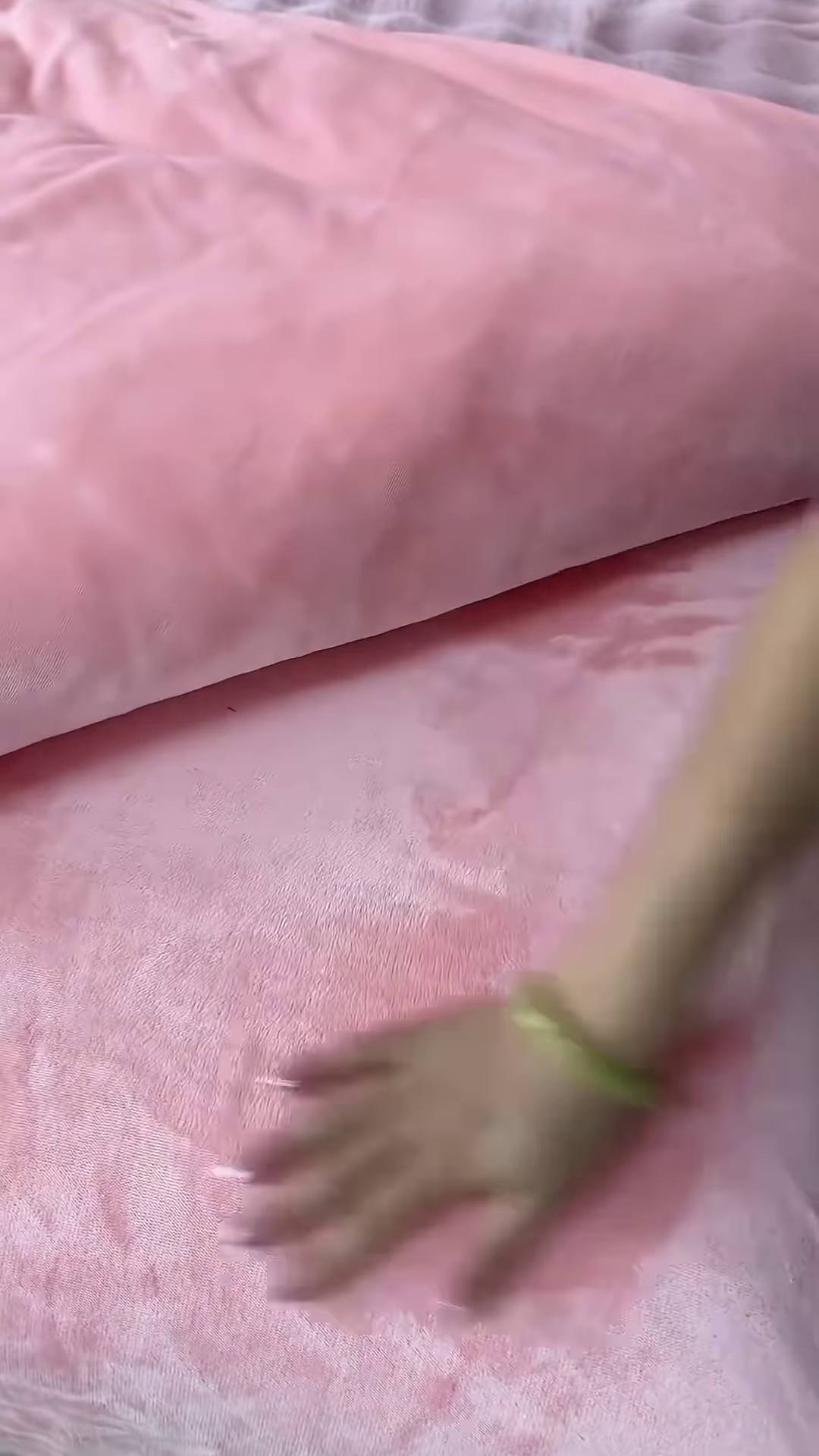 Fluffy Orange Blanket 🧡 Ultra-Soft Winter Comfort – Ideal for Lounging & Layering