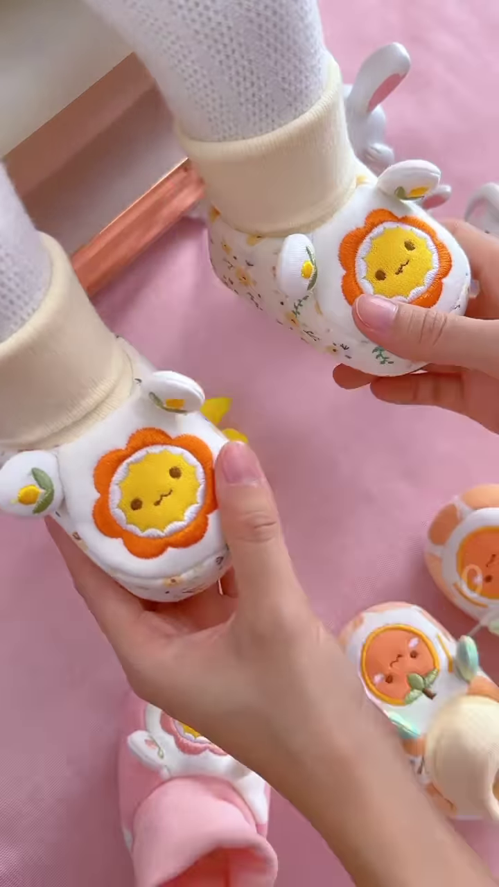 Flower-Faced Plush Toys 🌸🧸 With Embroidered Details & Dress-Up Appeal – Multi-Color Variants