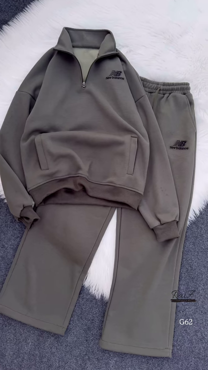 Zip-Up Tracksuit Sets 🧥👖 – Coordinated Sweatshirt & Jogger Combos in Grey, Red & Beige Variants