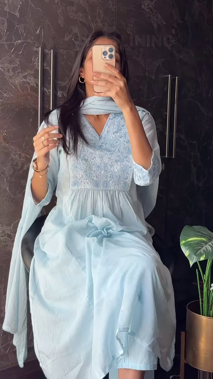 Mulcotton V-Neck Kurta Trio with Floral Embroidery – Soft Fabric Ethnicwear for Women