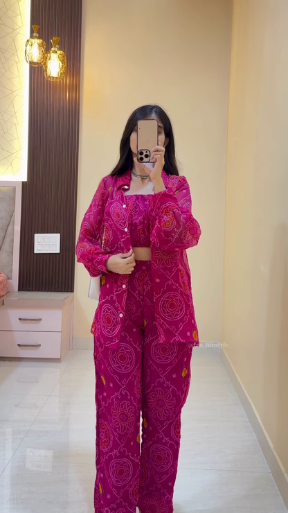 Vibrant Pink Embroidered Kurta Set with Geometric Motifs – Stylish Ethnicwear for Women