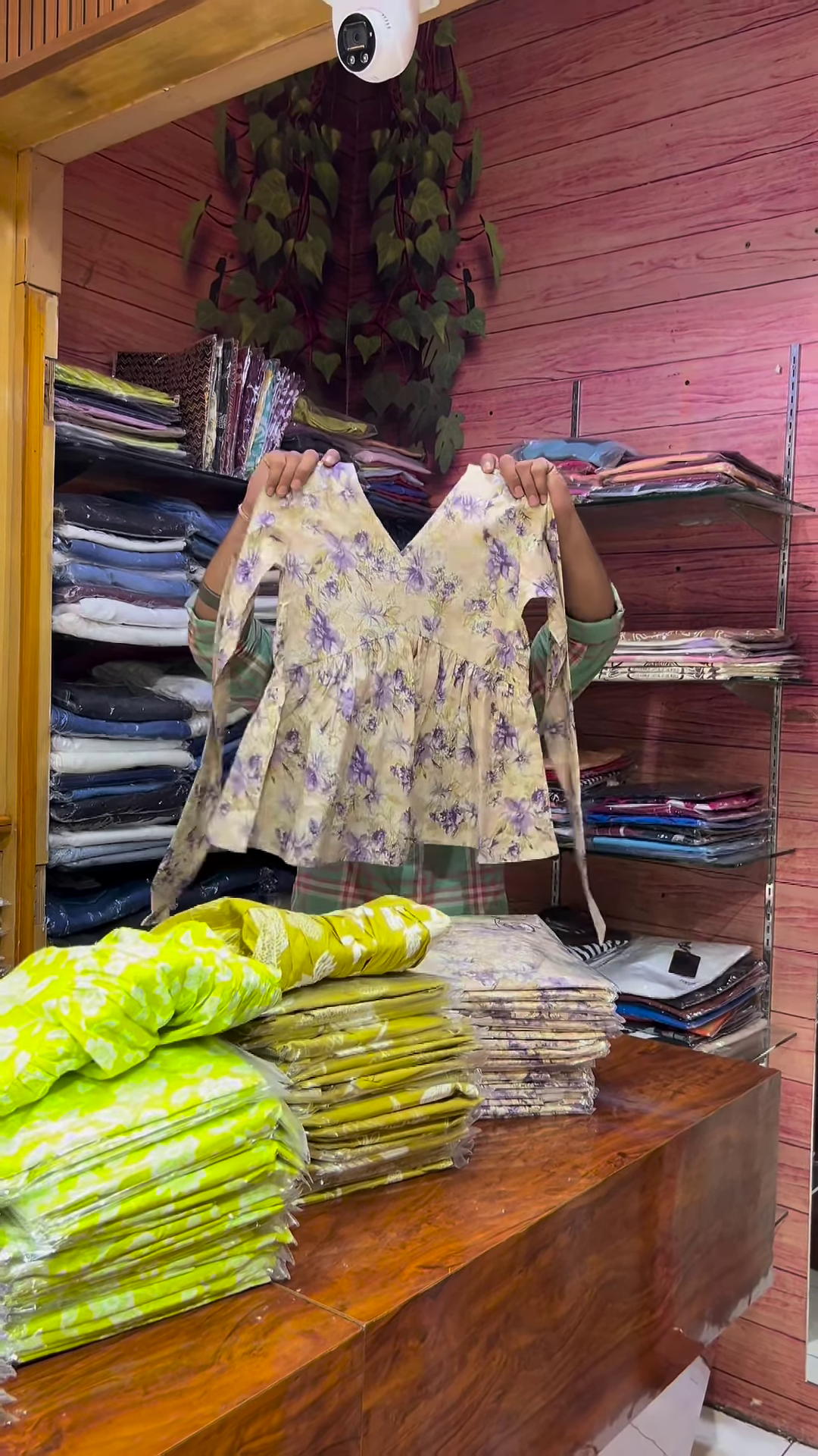 Green Floral Printed V-Neck Blouse with Long Sleeves for Women