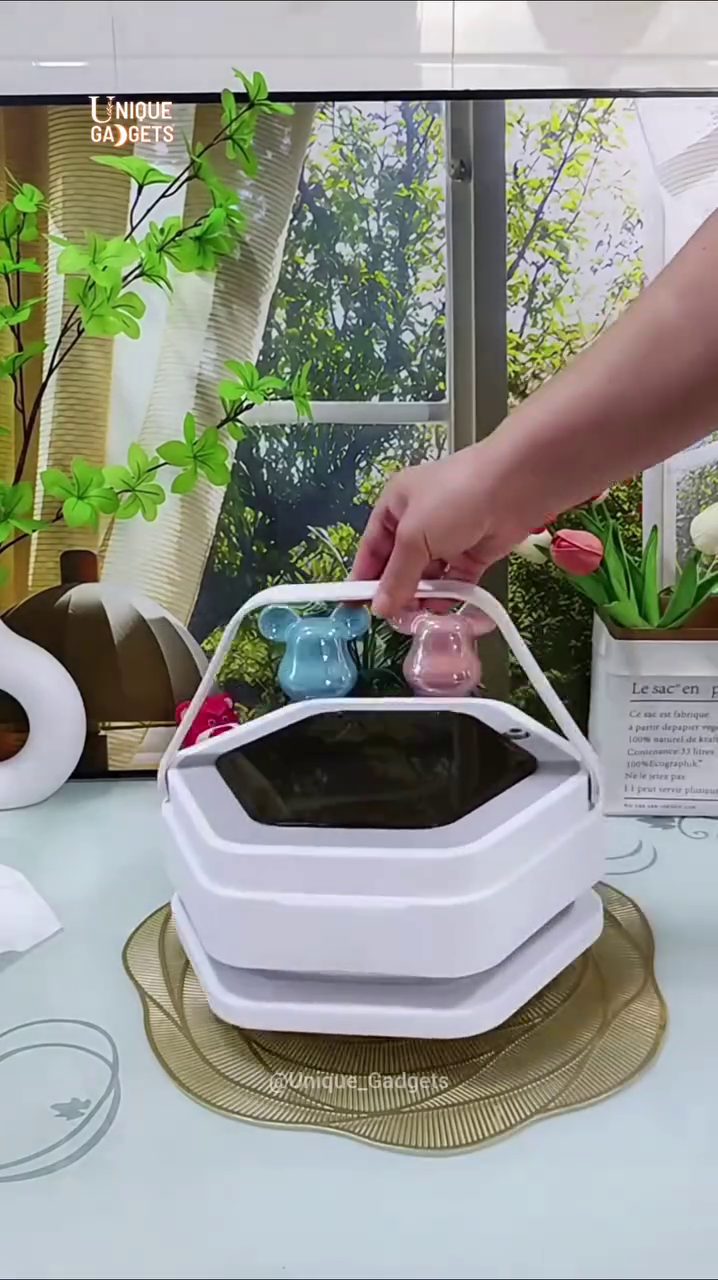 “Compact Portable Mini Washing Machine – Hexagonal Space-Saving Laundry Solution for Apartments, Dorms and RVs”