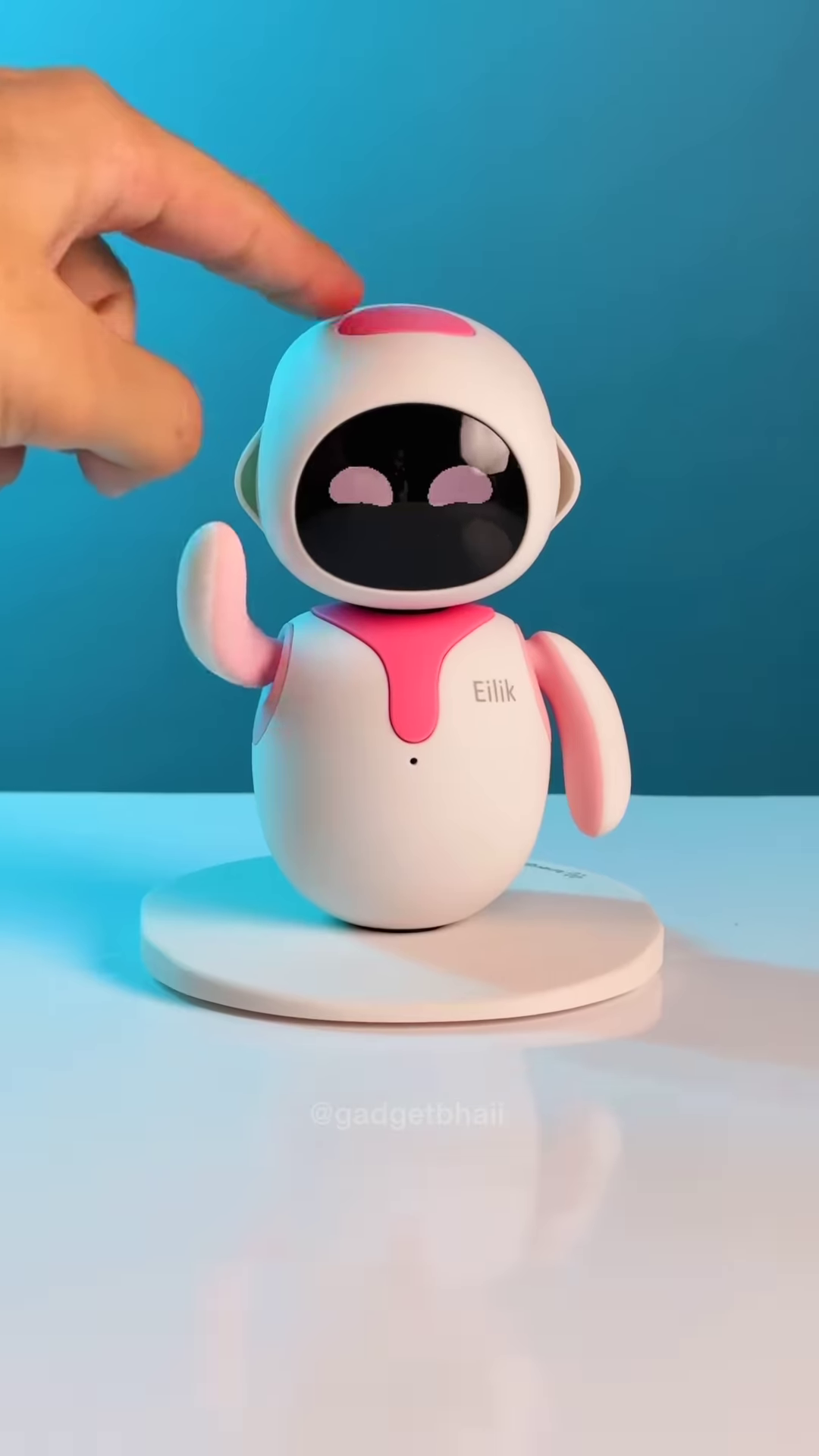 “Cute Robot Emoji Display Companion – Interactive Desktop Digital Pet with Changeable Expressions”