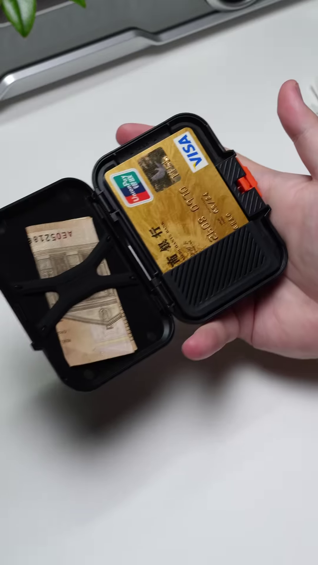 Rugged Slim RFID-Proof Card Holder Wallet – Tactical Style with Cash Strap