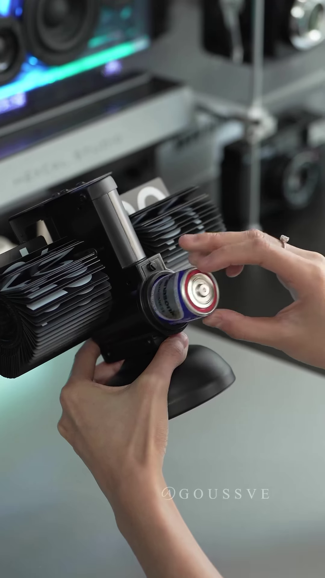 ⏰ Retro Flip Clock – Minimalist Style, Timeless Charm