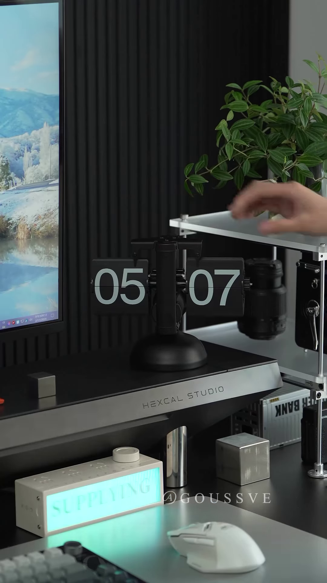 ⏰ Retro Flip Clock – Minimalist Style, Timeless Charm