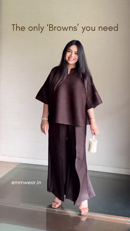 Elegant Women's Co-Ord Set – Loose Fit Top and Straight Pants | Available in 4 Colors