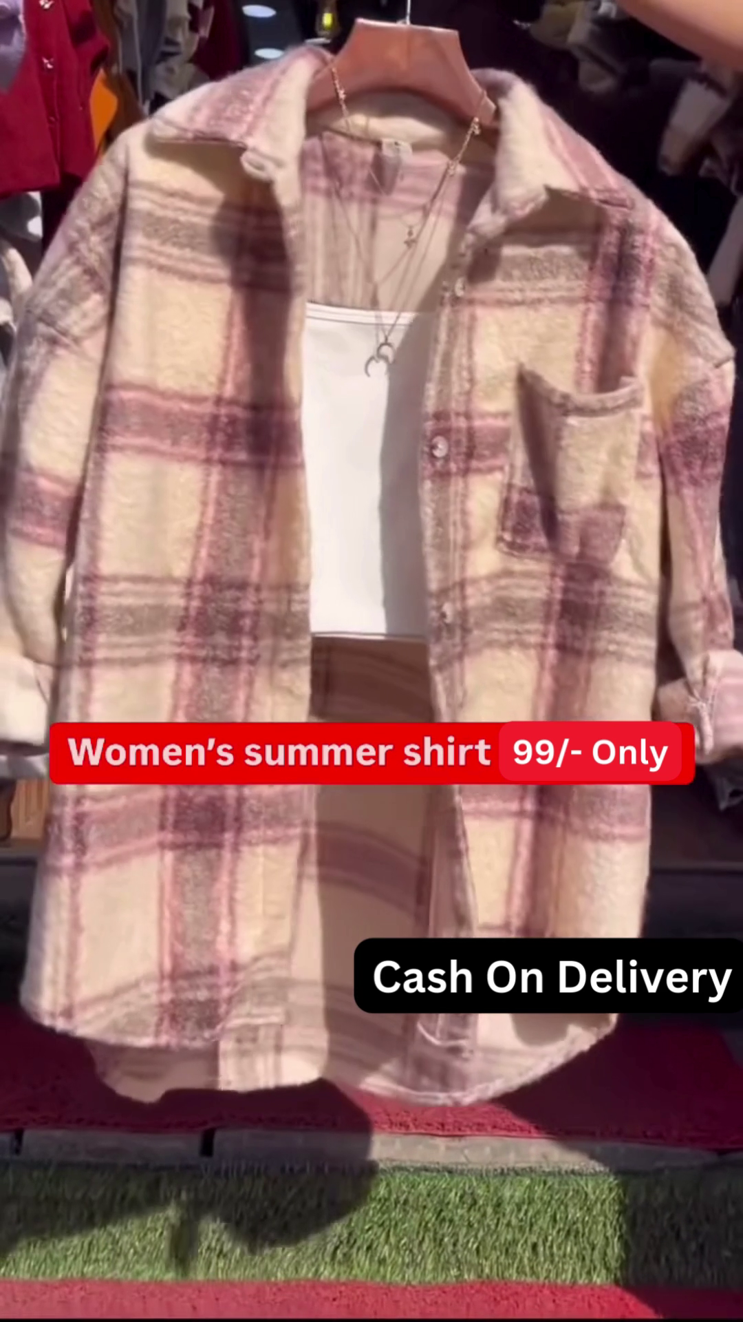 Stylish Women’s Chunky Knit Striped Crop Top with Long Sleeves