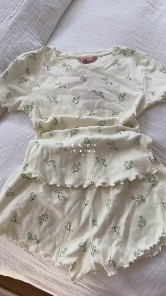 Soft Floral Print Women’s Short Pajama Set with Ruffle Hem Details