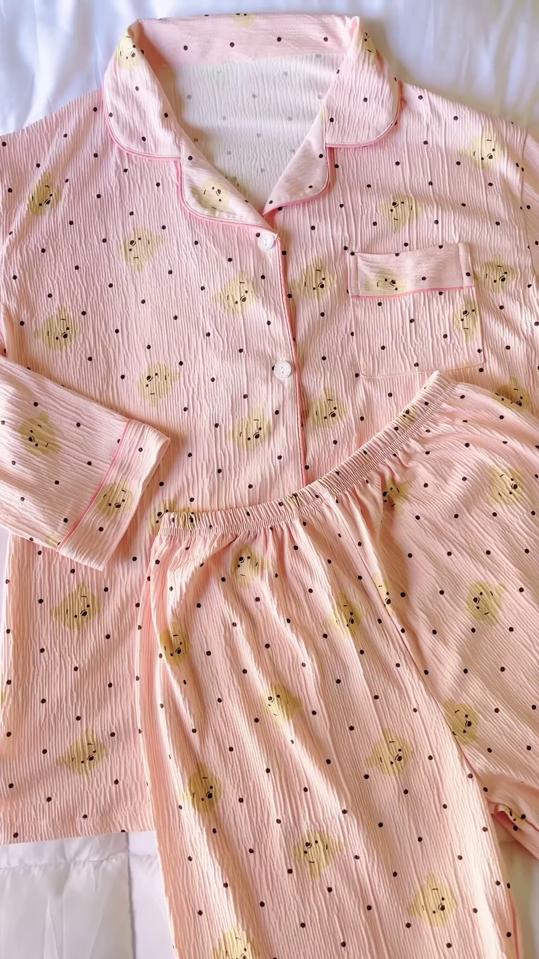 Comfortable Women's Heart Print Long Sleeve Pajama Set with Contrast Piping