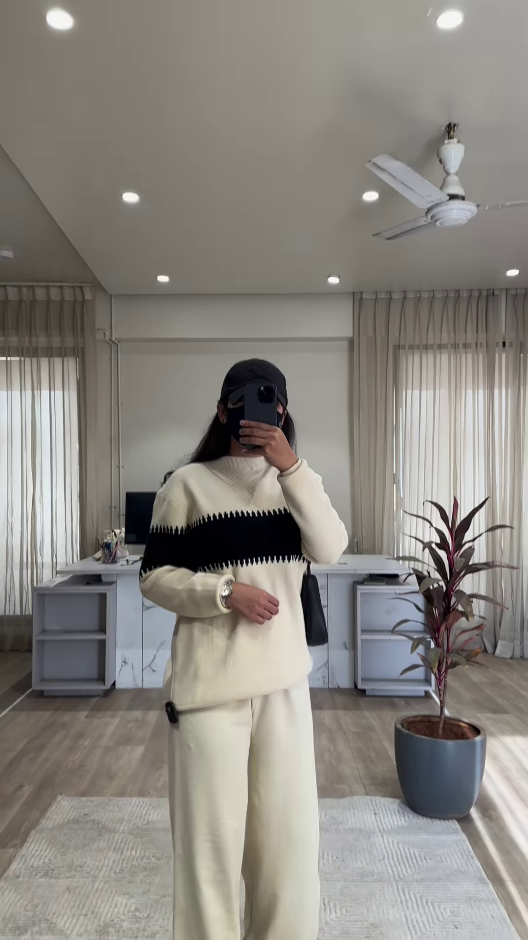 Cozy Women's Gray Knit Lounge Set with Striped Detail and Wide-Leg Pants