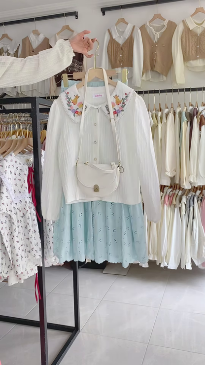 Charming Women's Embroidered Blouse and Layered Tulle Skirt Outfit with Crossbody Bag