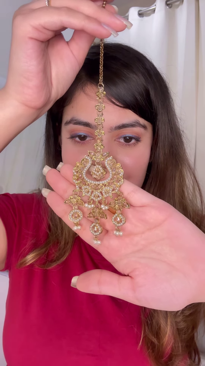 Ornate Gold-Toned Kundan Choker Necklace with Cascading Pearl Drops