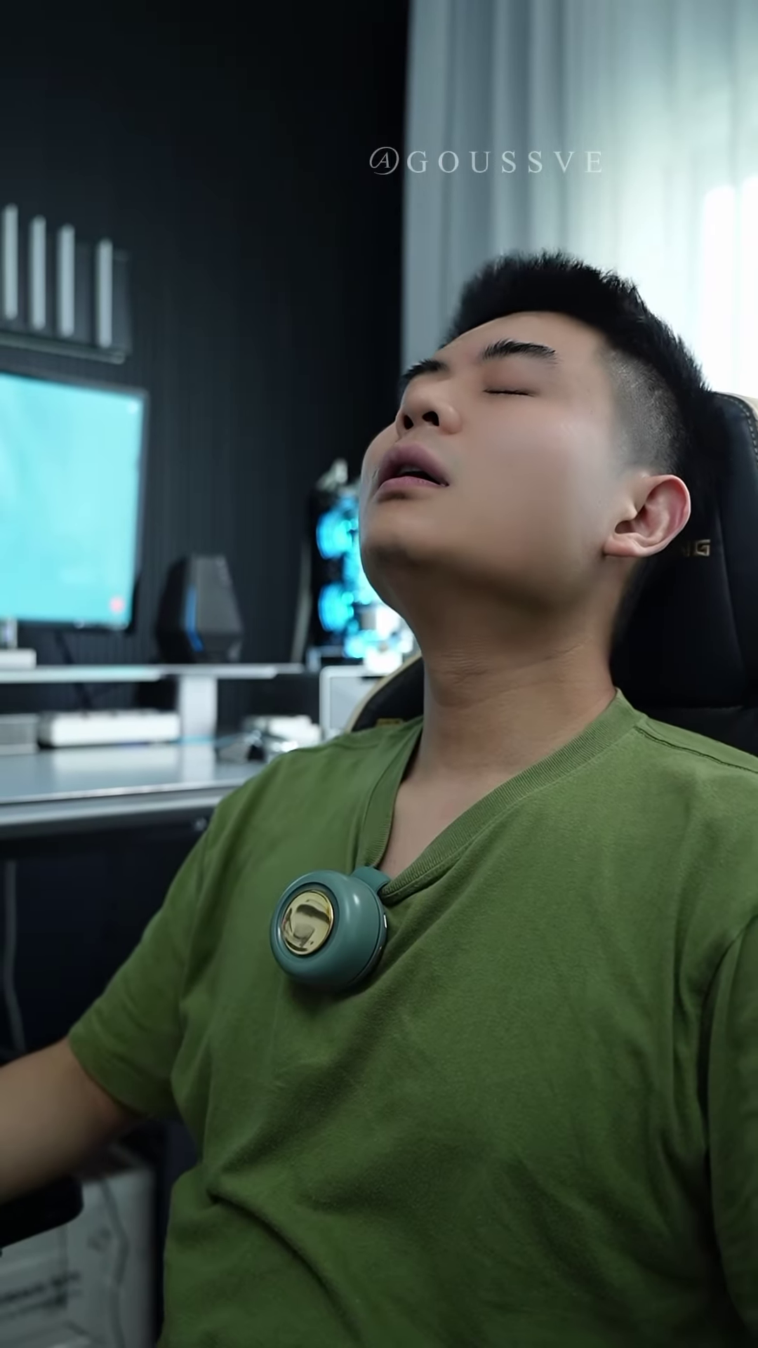 Portable Clip-On Mini Fan for Hat Brim – Rechargeable Personal Cooling