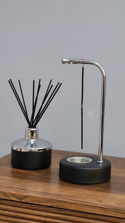 Modern Dual Fragrance Set: Reed Diffuser and Candle Warmer Lamp