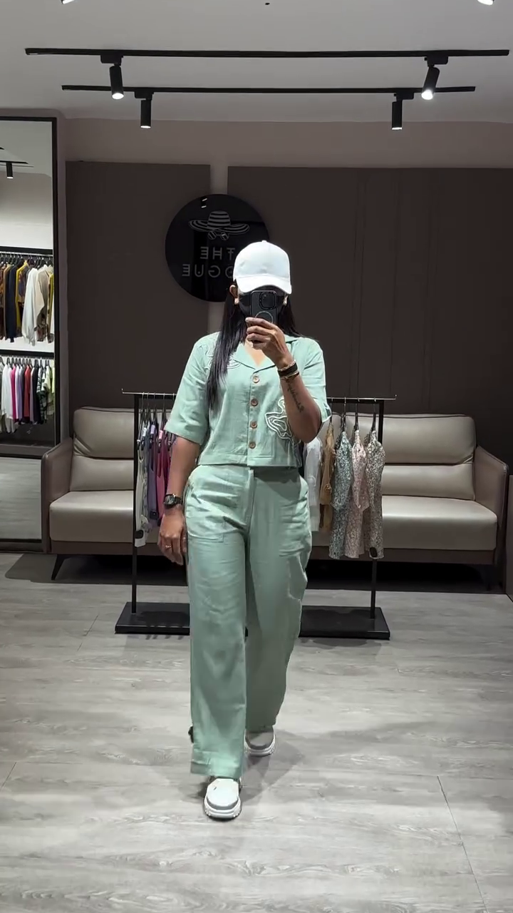 Relaxed Fit Linen Blend Two-Piece Set with Cropped Top and Wide-Leg Pants