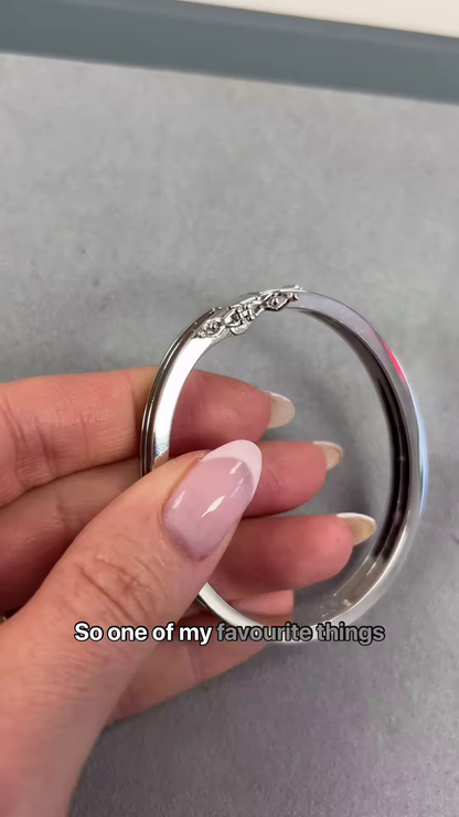 Elegant Silver-Toned Bangle Bracelet with Personalized Inscription and Sparkling Accents