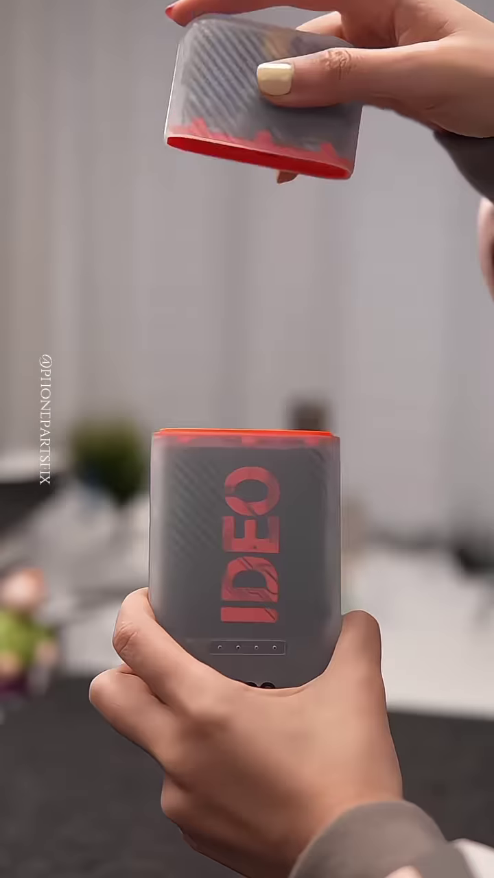 High-Capacity Multi-Port Power Bank for Simultaneous Device Charging