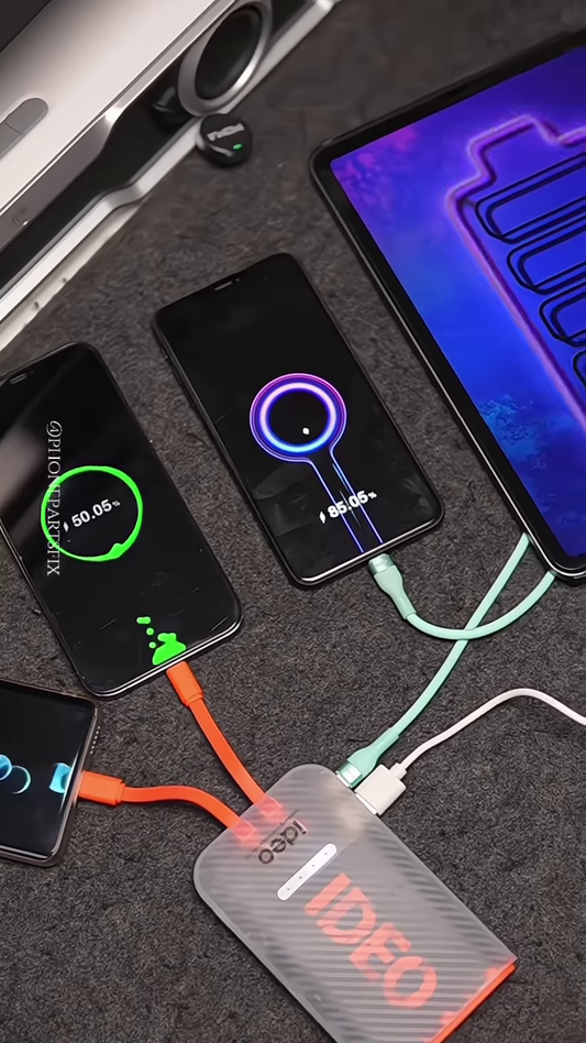 High-Capacity Multi-Port Power Bank for Simultaneous Device Charging