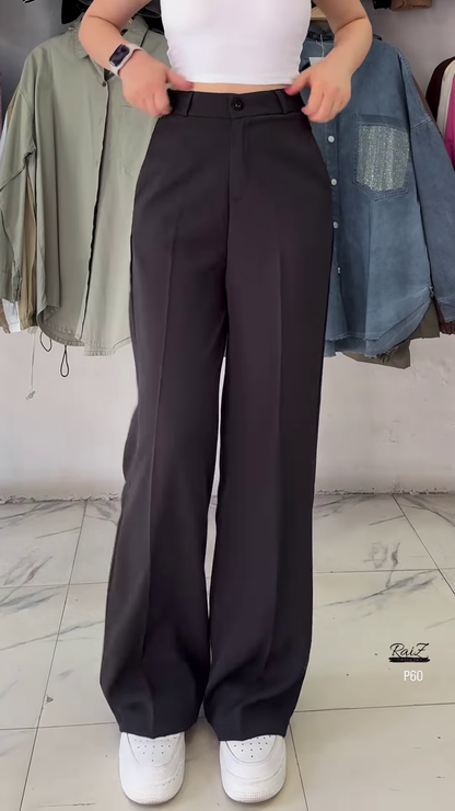 High-Waisted Wide-Leg Trousers in Solid Earth Tone