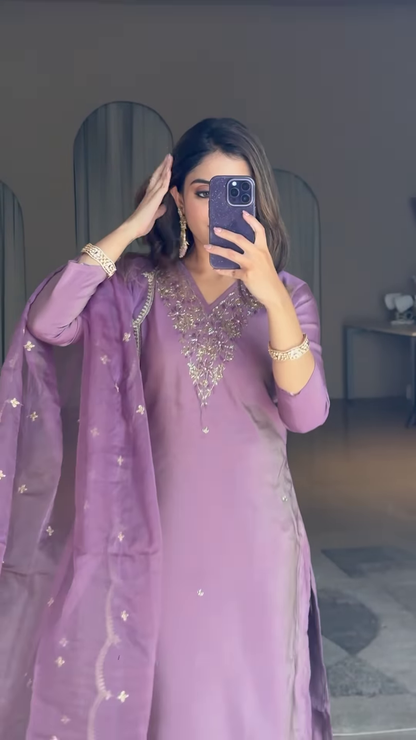 Elegant Off-White Embroidered Kurti Set with Contrasting Dupatta