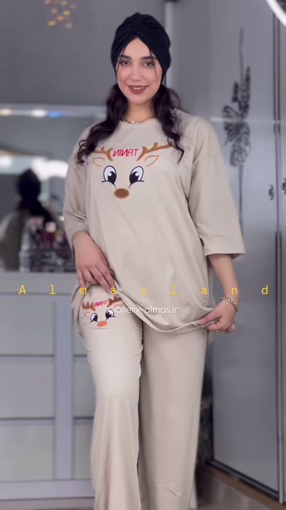 Cozy Reindeer Graphic Pajama Set with Long Sleeves and Pants