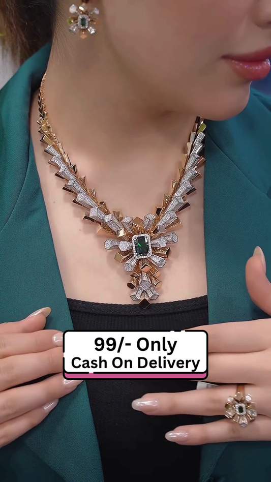 Luxurious Two-Tone Statement Necklace Set with Emerald Green Gemstone and Geometric Design